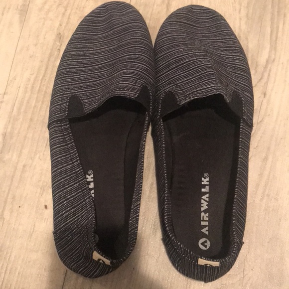 Airwalk Striped Canvas Flat Slip-On Shoes - Picture 2 of 6